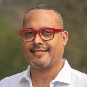 Erik Nance Headshot