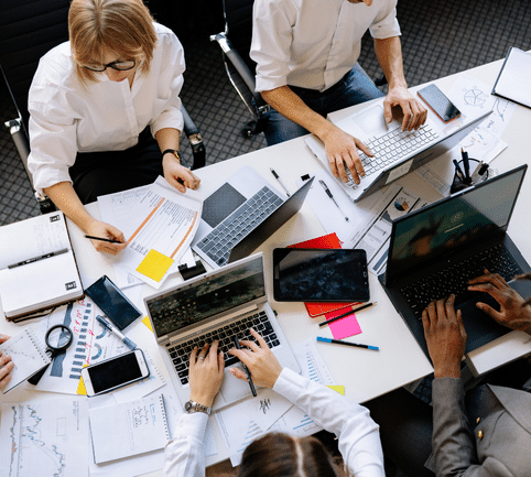 digital marketing team working together